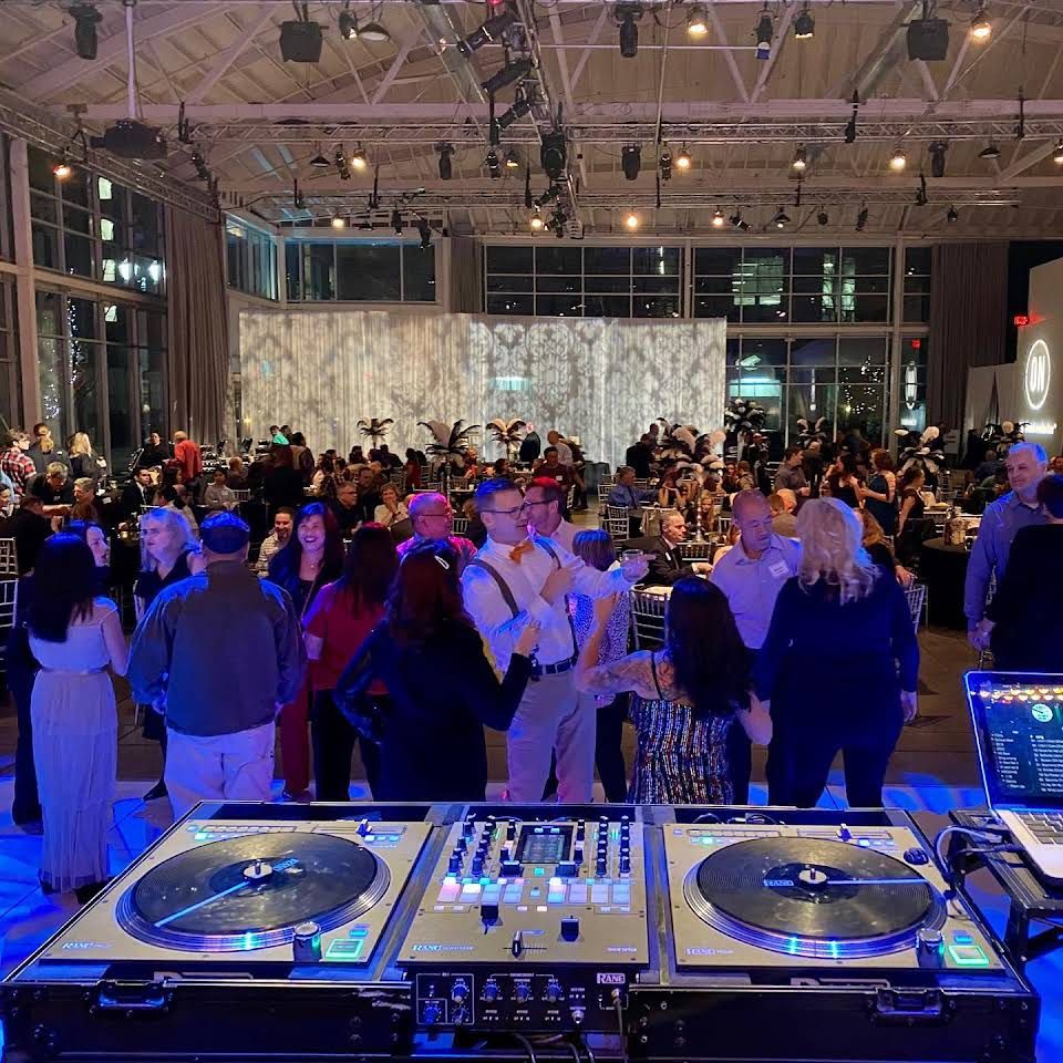 Live Sound System, DJ Parties, Private Parties, DJ Services